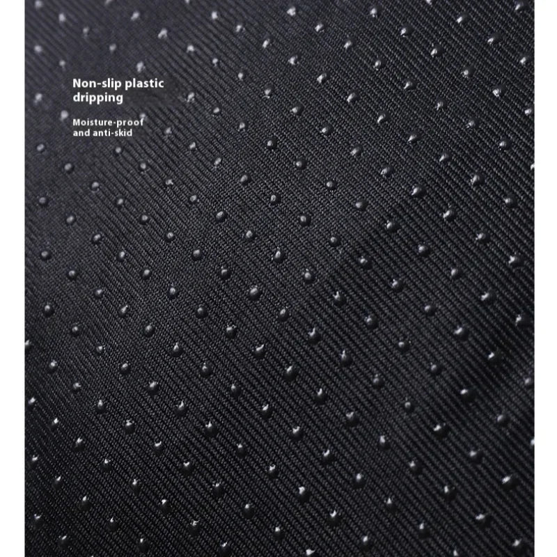 Nid chat fermé triangulaire chaud épais sommeil profond